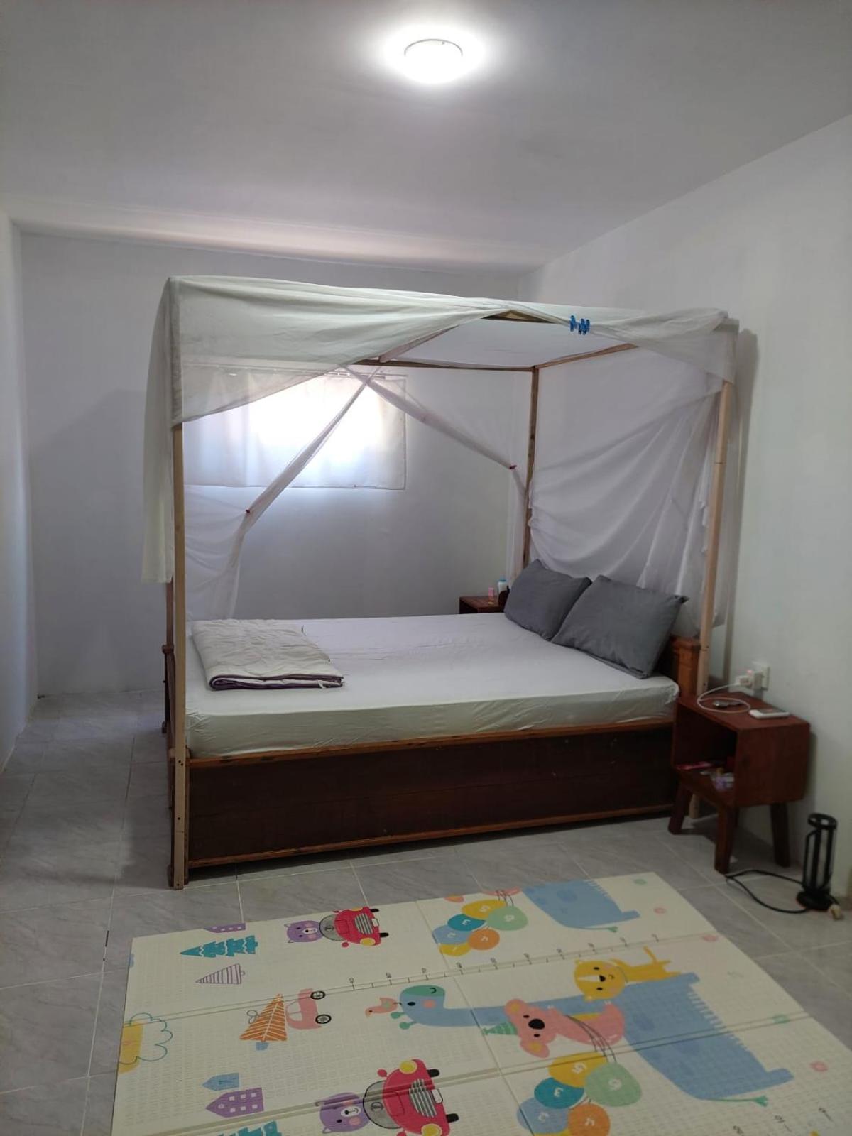Kondo Villa Labuhan Pandan Extérieur photo