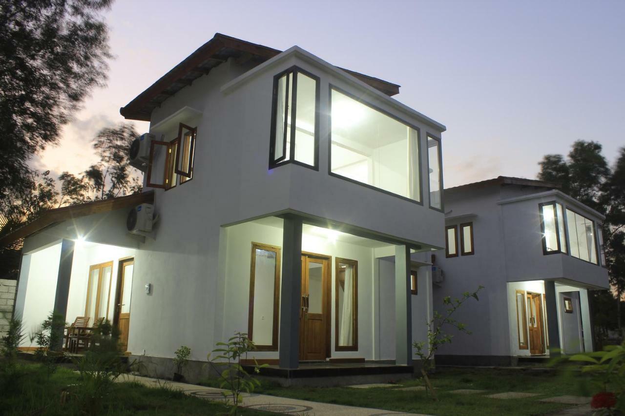 Kondo Villa Labuhan Pandan Extérieur photo